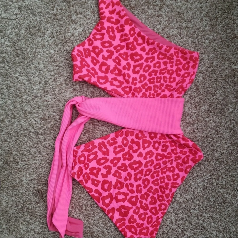 Beach Riot one piece - Picture 1 of 4